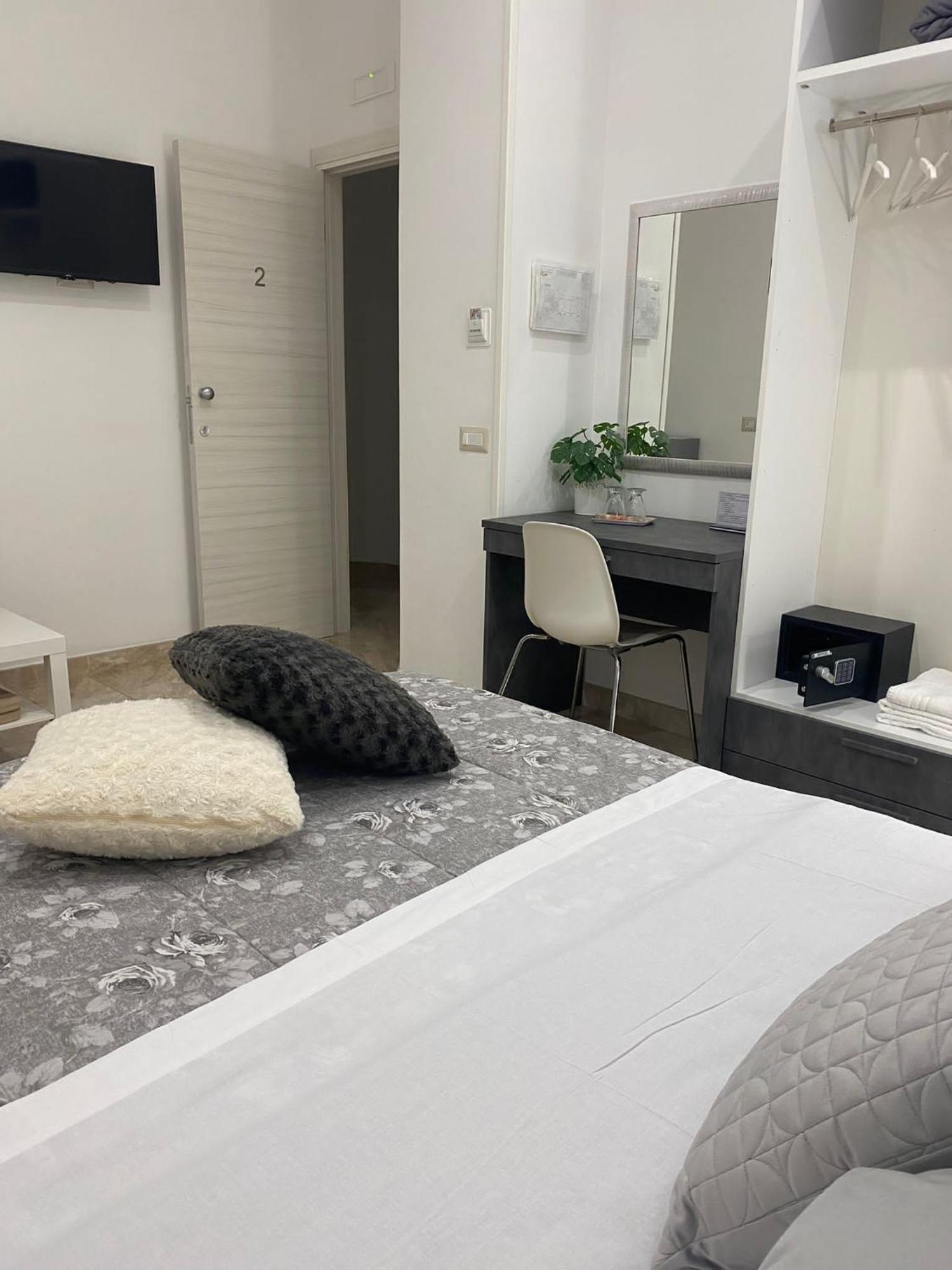 Toledo Point Bed & Breakfast Napoli Phòng bức ảnh